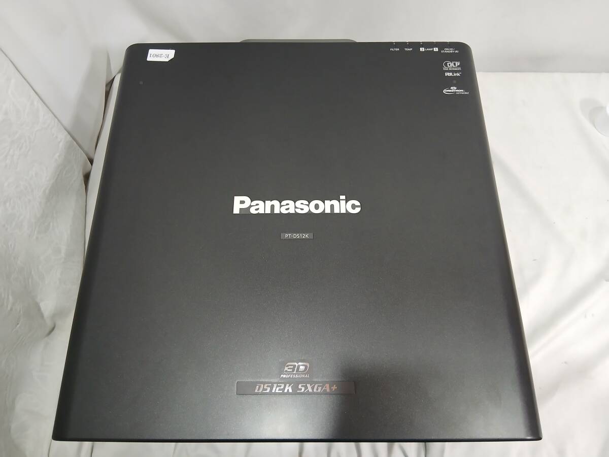 Panasonic PT-DS12K DLP Projector with Remote No Lamp [v1223110939]