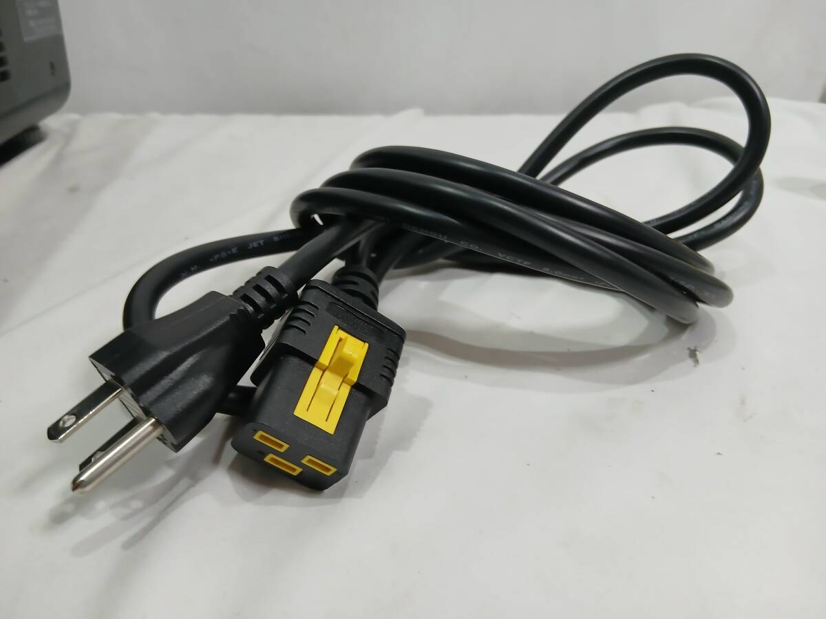 Panasonic PT-DS12K DLP Projector with Remote No Lamp [v1223110939]