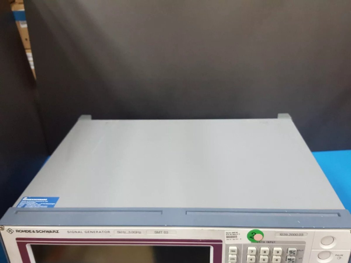 Rohde&Schwarz SMT03 Signal Generator 5kHz-3GHz (for parts or not working) [v1223893535]