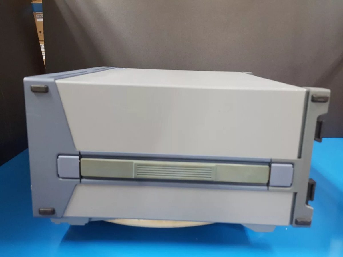 Rohde&Schwarz SMT03 Signal Generator 5kHz-3GHz (for parts or not working) [v1223893535]