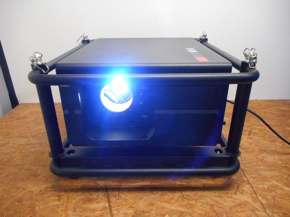 Barco RLM-W14 WUXGA Large Venue Projector 13500lm (as-is) [e1224970987]