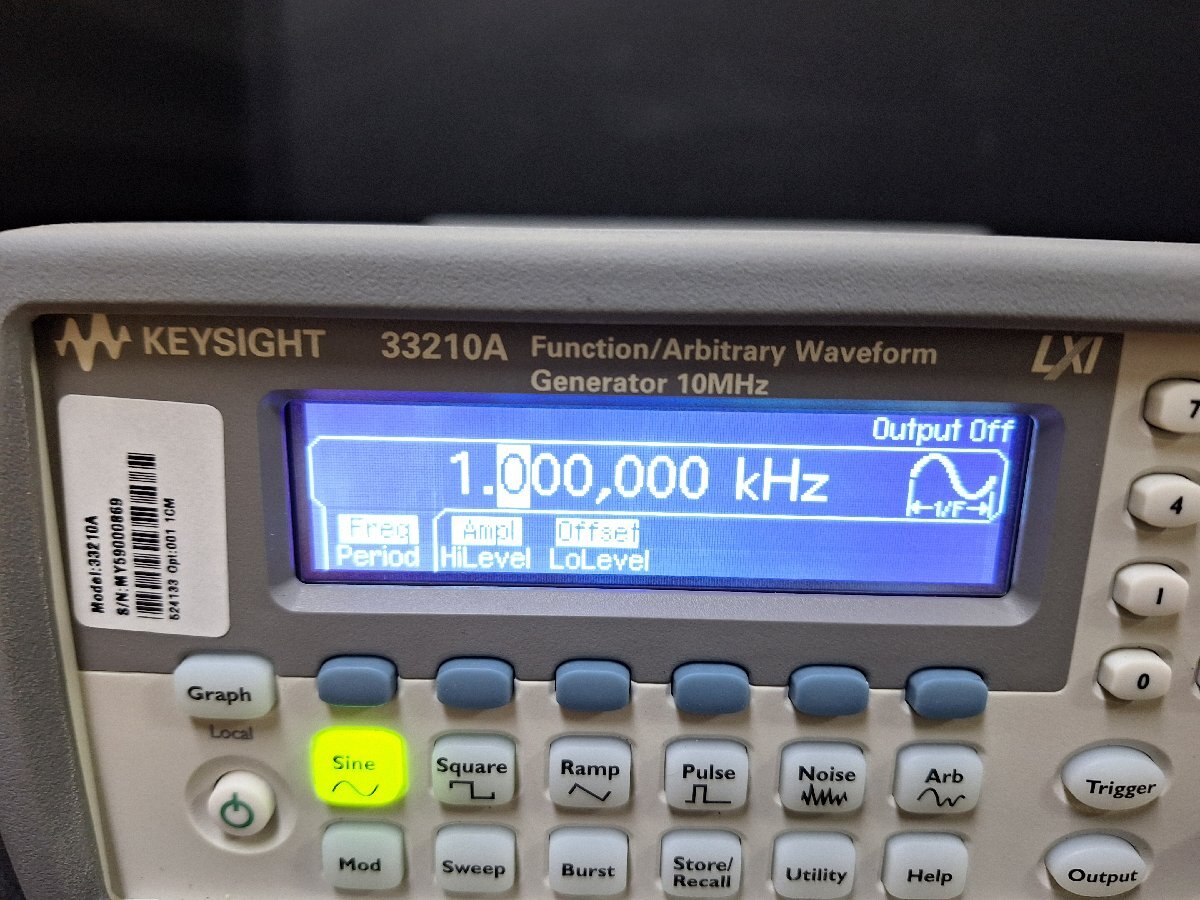Keysight 33210A Function Arbitrary Waveform Generator 10MHz [s1226355762]