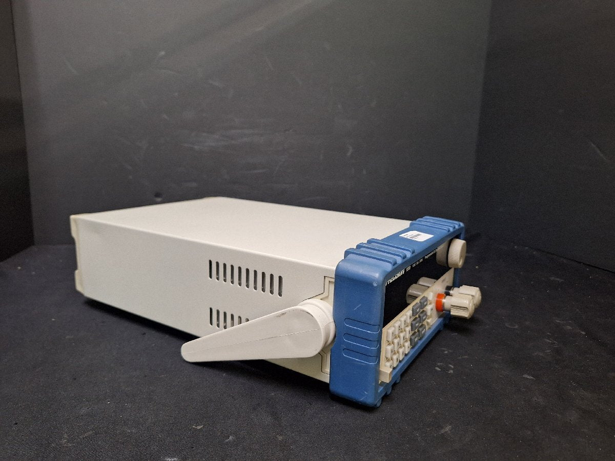 B&K Precision 8500 DC Electronic Load 120V 30A 300W [d1227210936]
