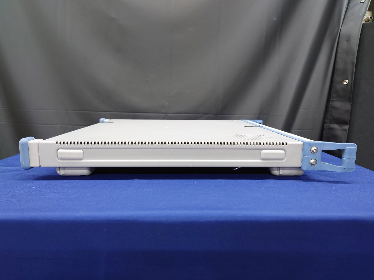 Rohde & Schwarz SFE100 Test Transmitter [j1227304847]