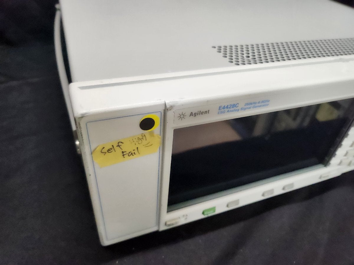 Agilent E4428C ESG Analog Signal Generator 250kHz-6GHz (for parts or not working) [v1228301493]