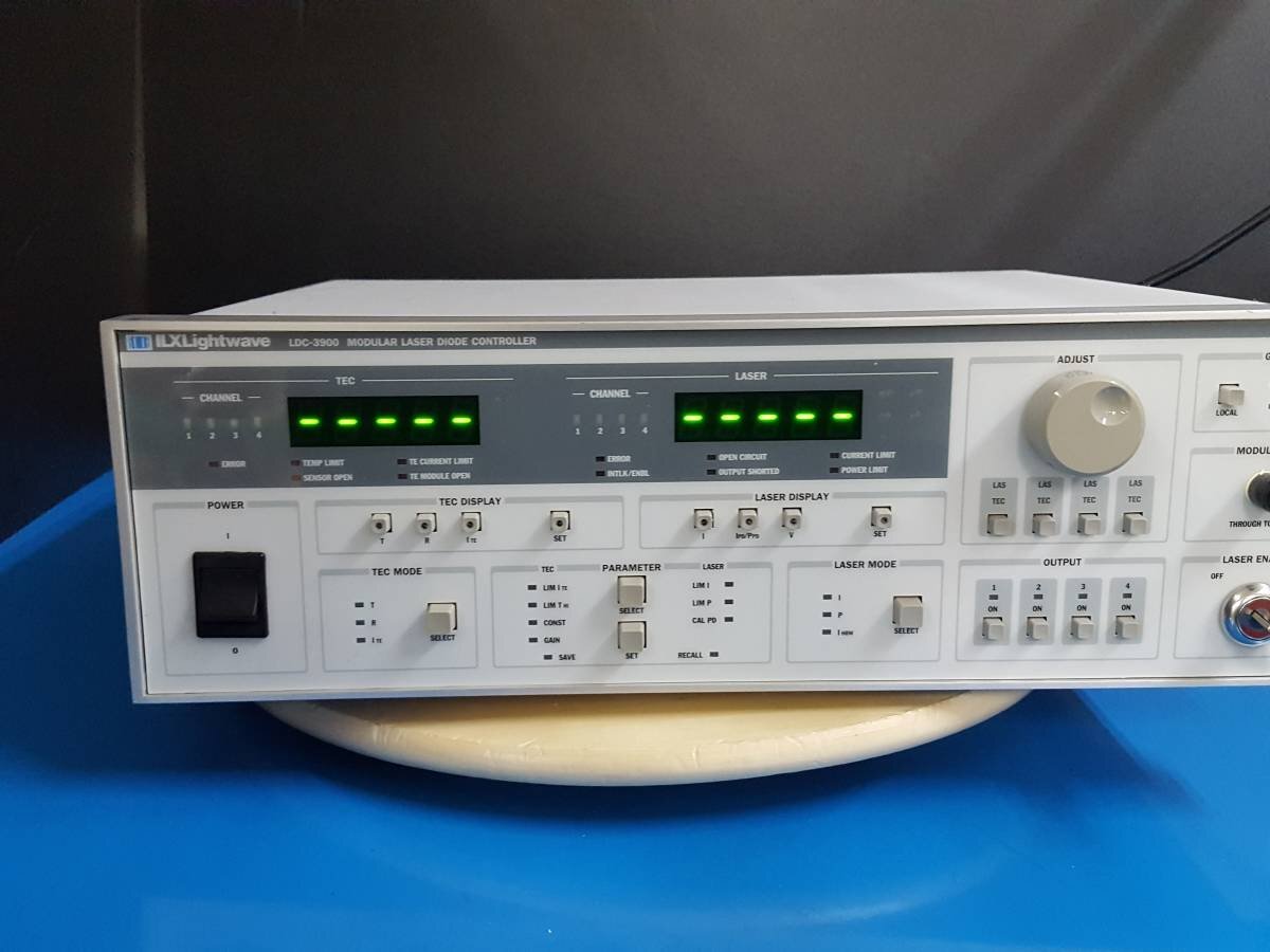 ILX Lightwave LDC-3900 Modular Laser Diode Controller [f1230565792]