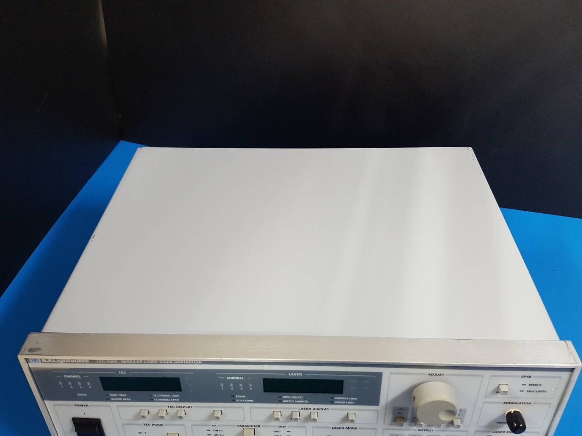 ILX Lightwave LDC-3900 Modular Laser Diode Controller [f1230565792]