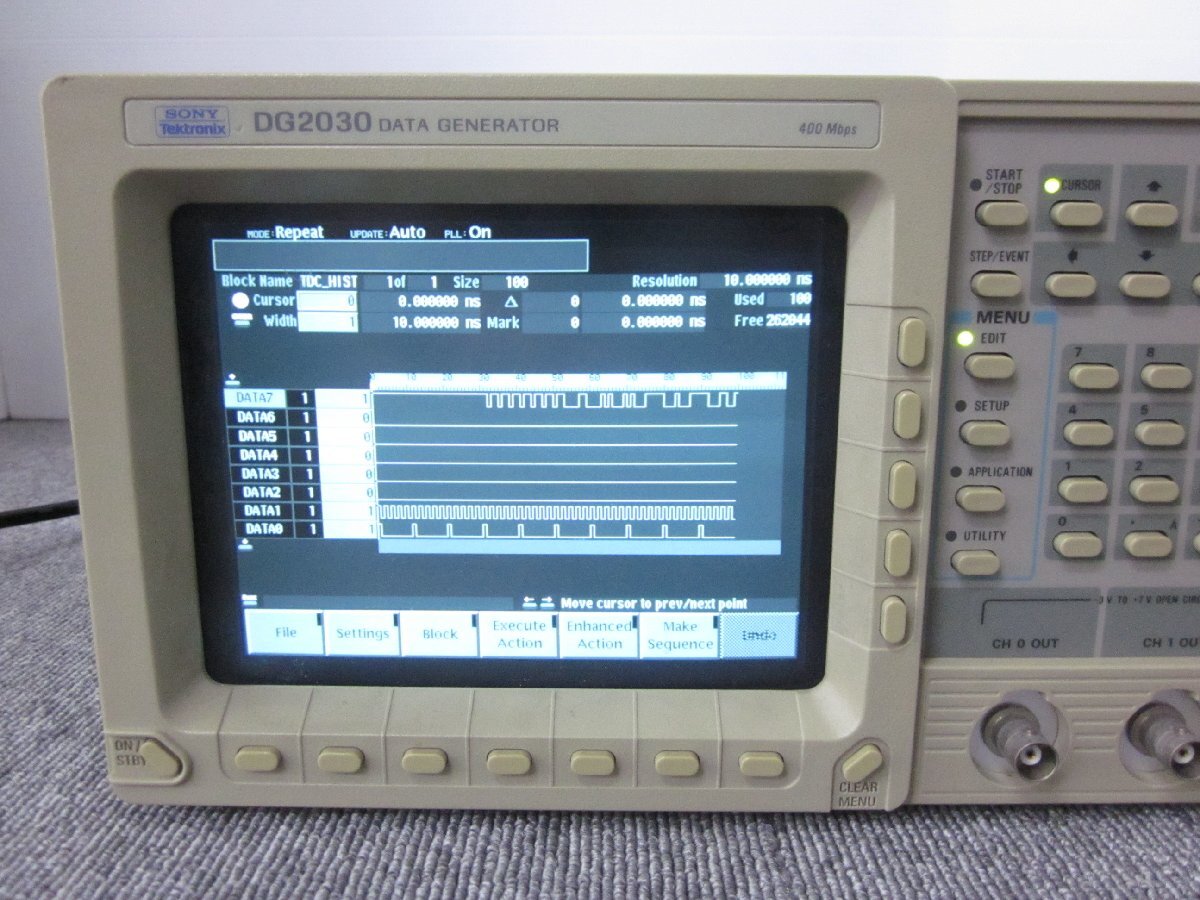 Tektronix DG2030 Data Generator 8ch 400MHz [c1230690423]