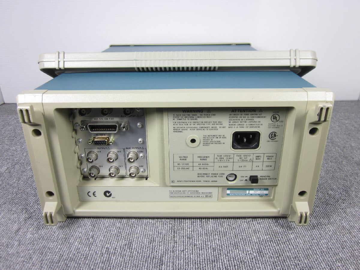 Tektronix DG2030 Data Generator 8ch 400MHz [c1230690423]