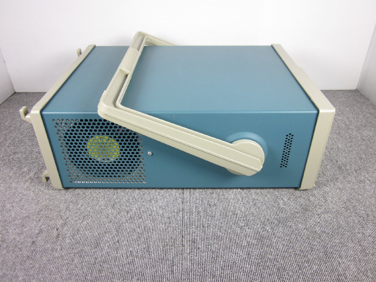 Tektronix DG2020 Data Generator 12ch 200MHz [t1230692050]