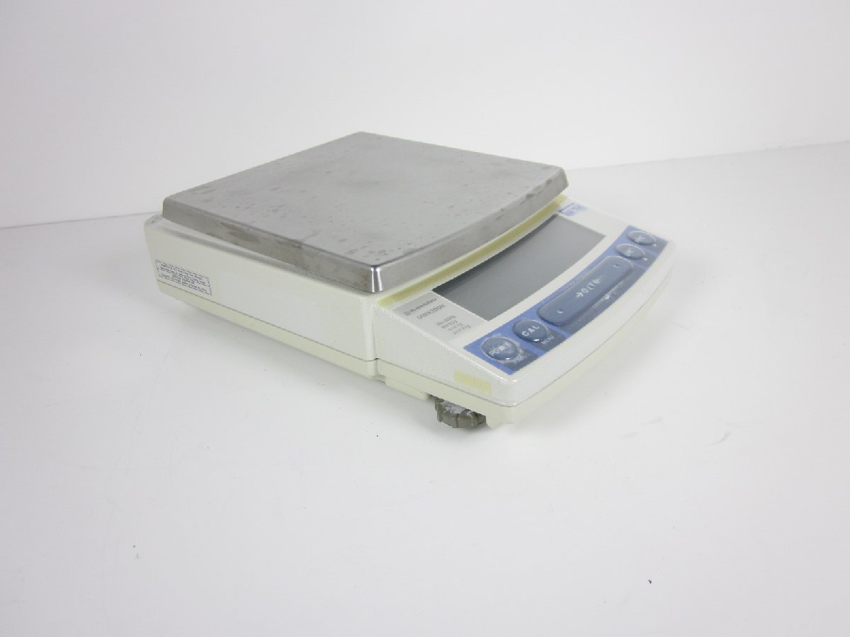 Shimadzu UW6200H Electronic Balance 6200g/0.01g [p1230812347]