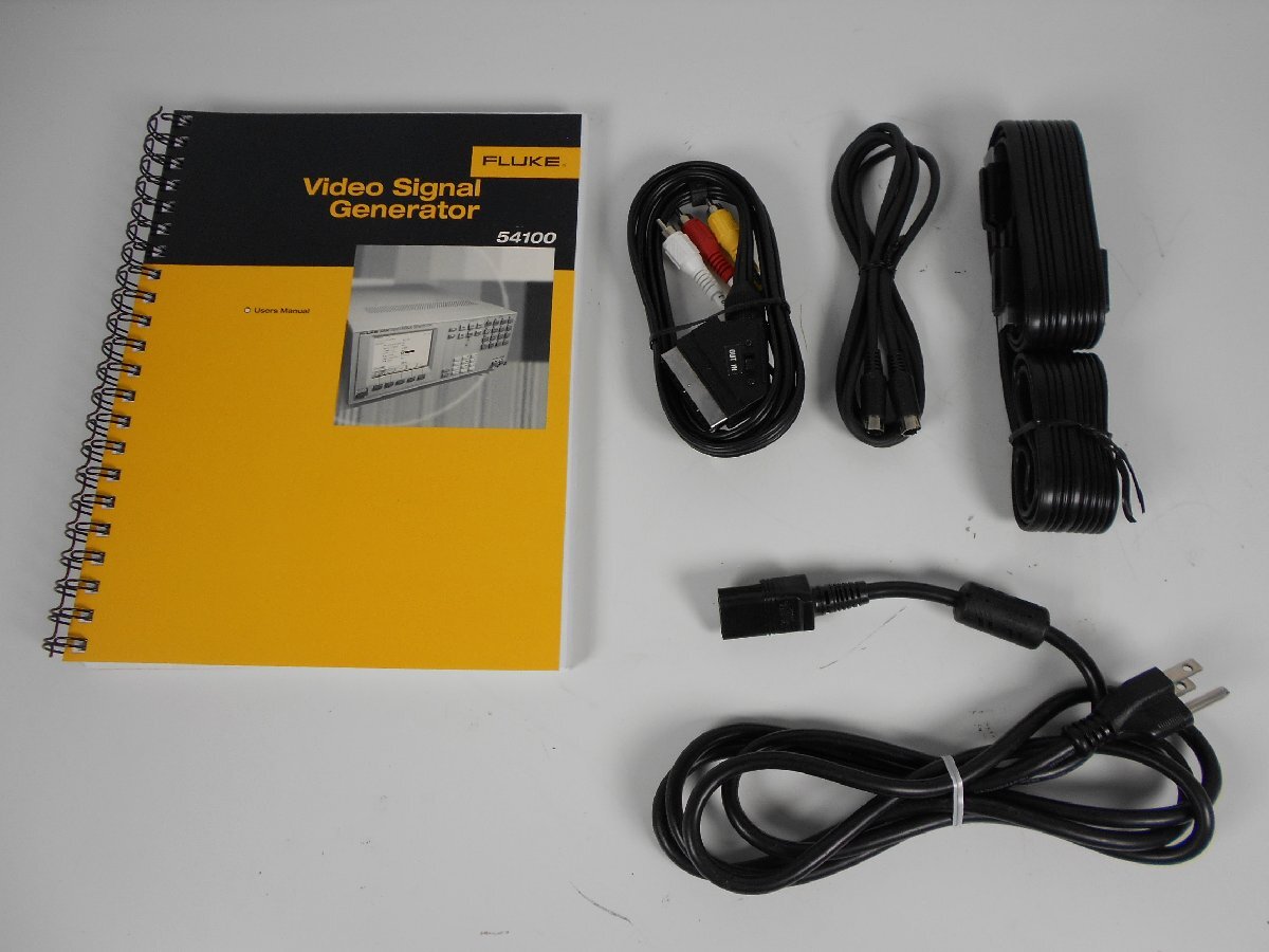 Fluke 54100 Video Signal Generator PAL/NTSC/SECAM [n1230816285]