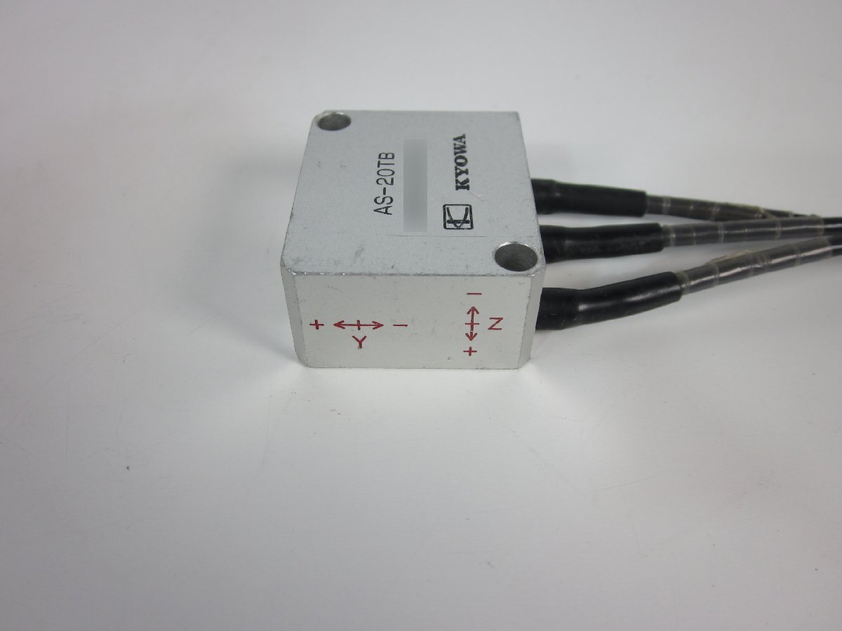 Kyowa AS-20TB Triaxial Accelerometer [o1230818969]