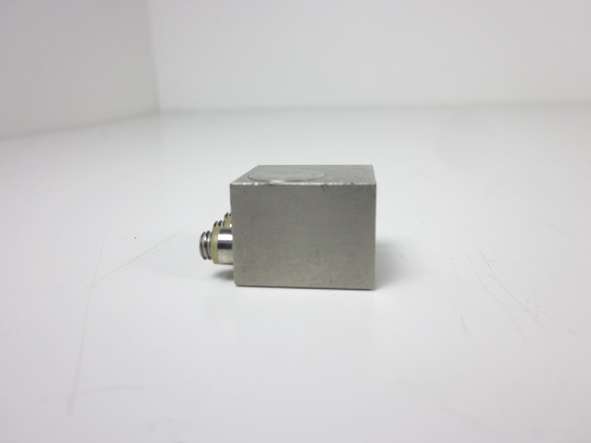 Rion PV-93 Tri-Axis Piezoelectric Accelerometer [v1230820470]