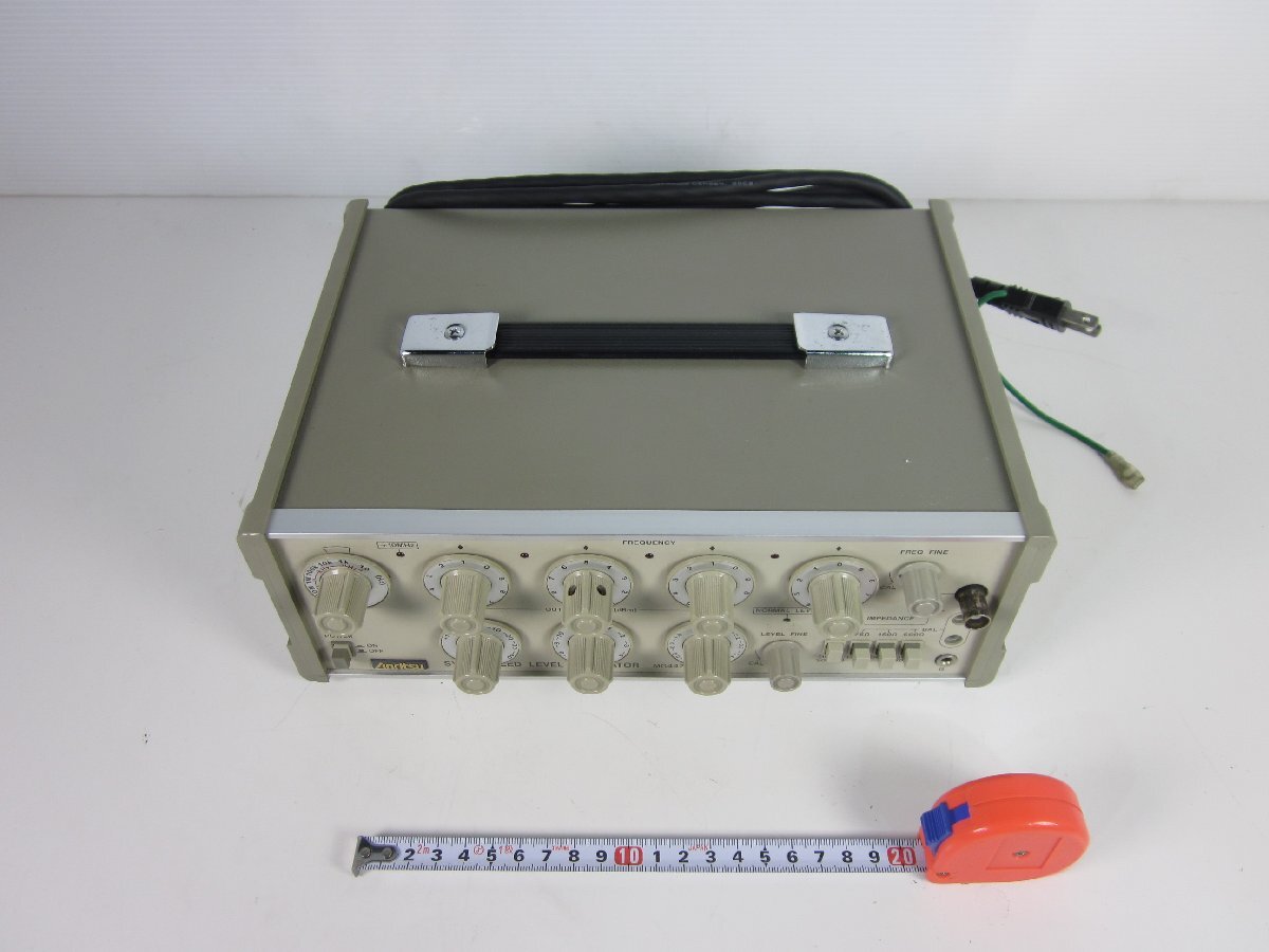 Anritsu MG442A Synthesized Level Generator 20MHz [u1230820268]