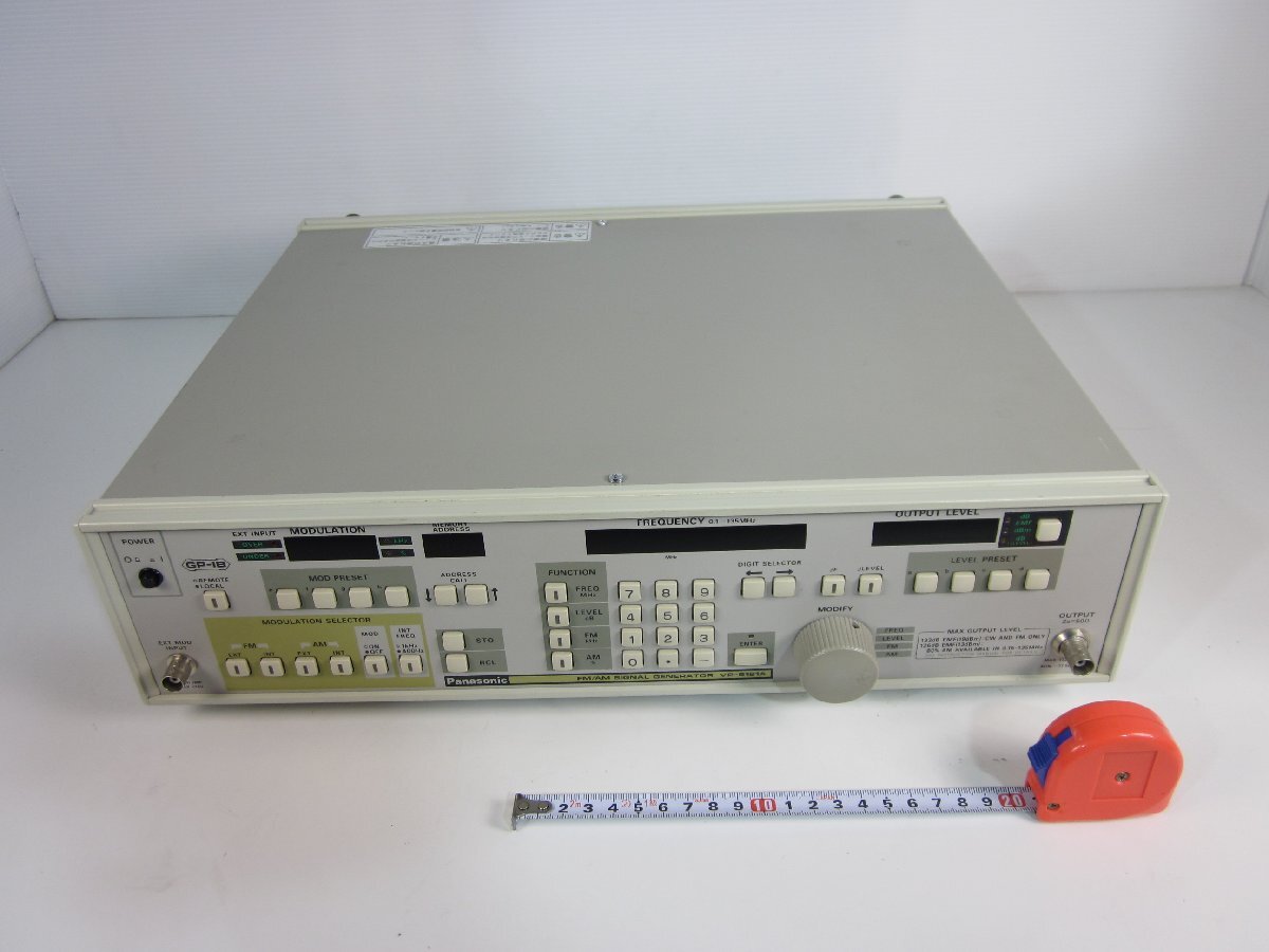 Panasonic VP-8191A FM/AM Stereo Signal Generator 135MHz [l1231130817]