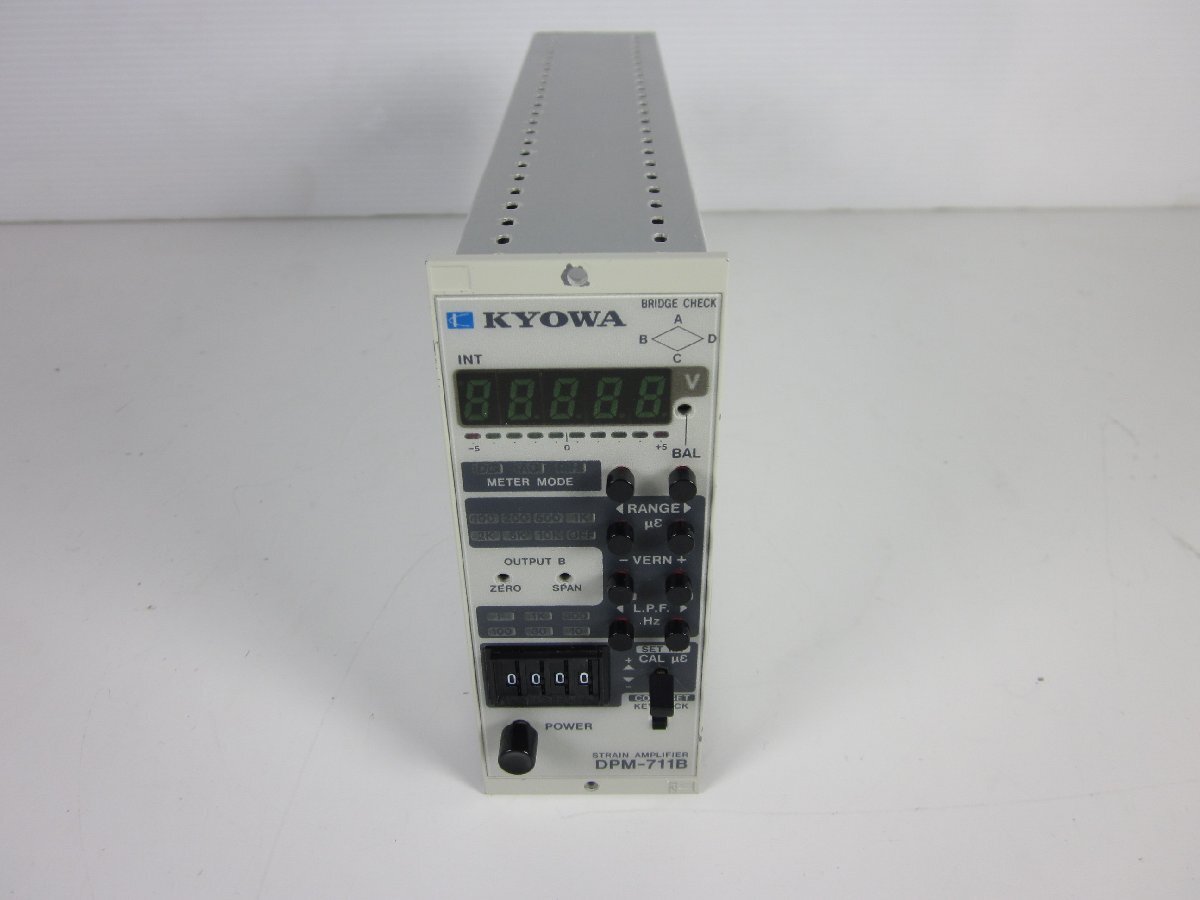 KYOWA DPM711B Strain Gauge Meter 1ch Bridge Resistance 60-1000Ω Carrier Frequency 5kHz [p1231123927]