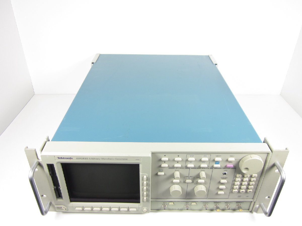 Tektronix AWG610 Arbitrary Waveform Generator 260MHz [k1231129114]