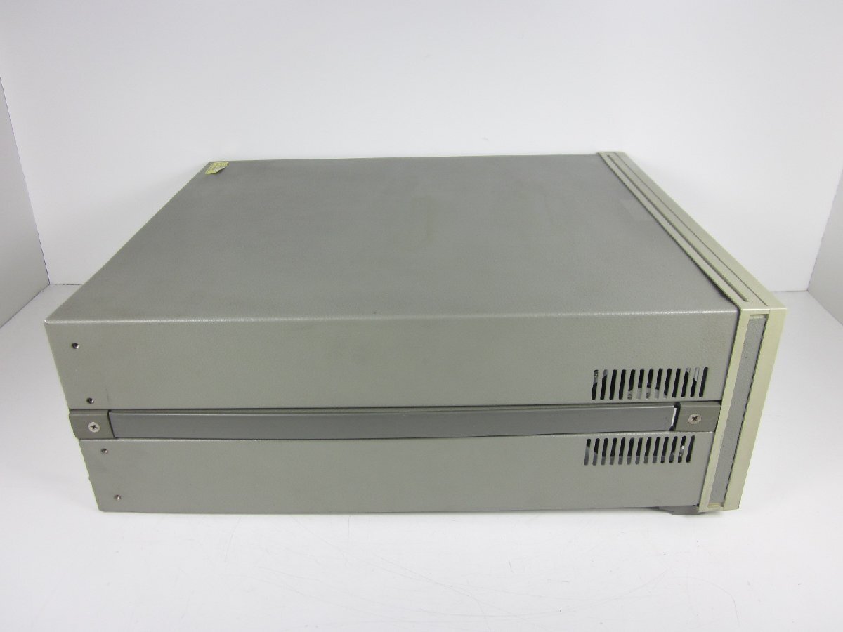 HP 75000 E1301A Mainframe 5.5 Digit Multimeter [l1231265664]