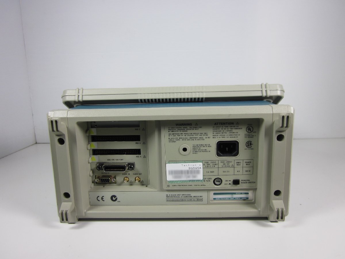 Tektronix DG2020A Data Generator 24CH 200MHz [r1231265062]