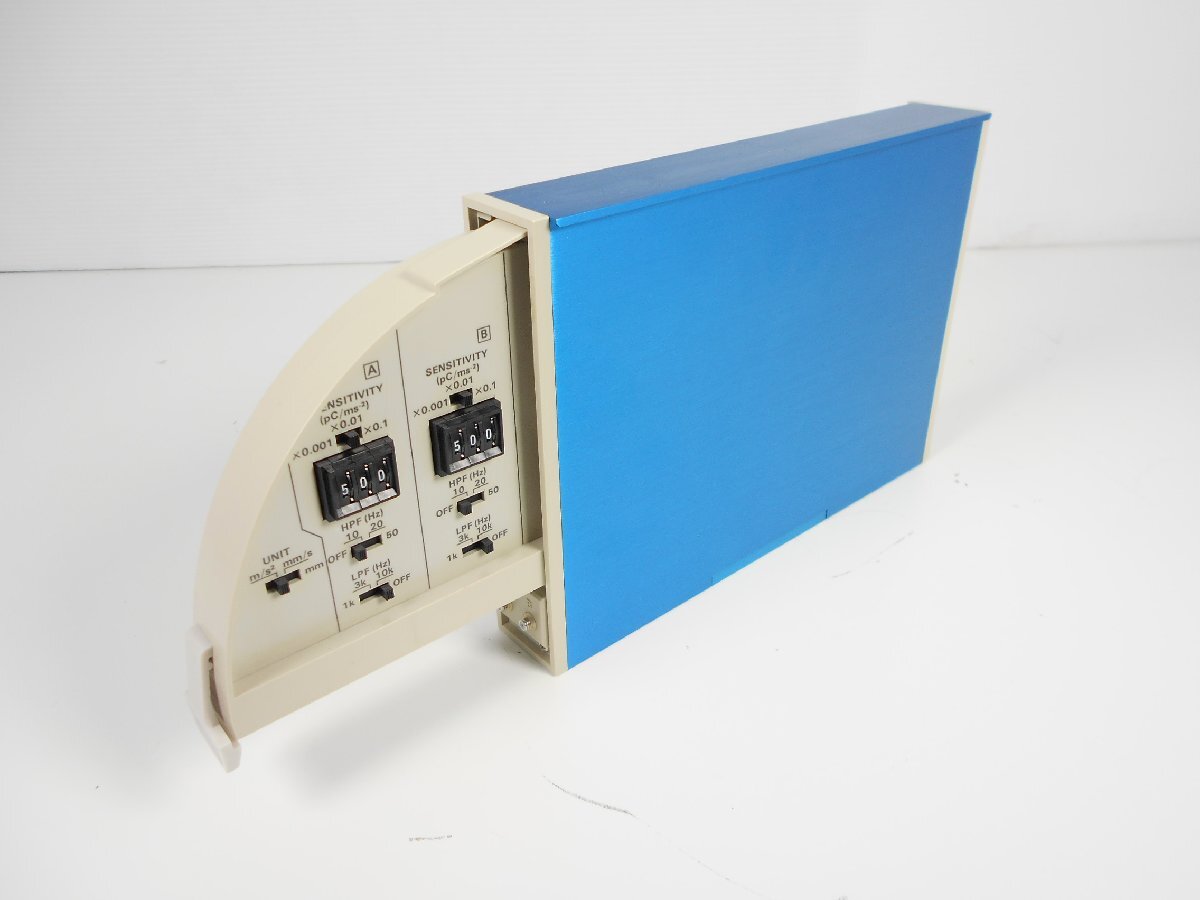 Rion UV-06A Charge Amplifier Unit 2ch [q1231256462]