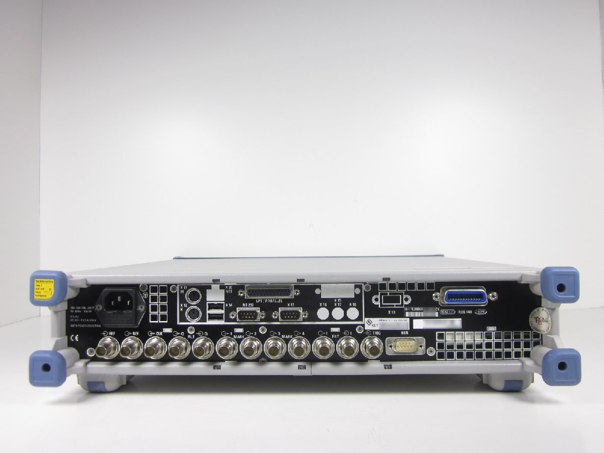Rohde & Schwarz AMIQ I/Q Modulation Generator 100MHz [s1231385138]