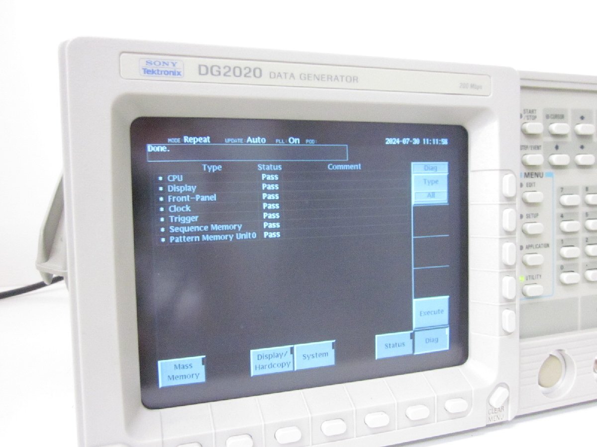 Tektronix DG2020 Data Generator 12CH 200MHz [c1231384825]