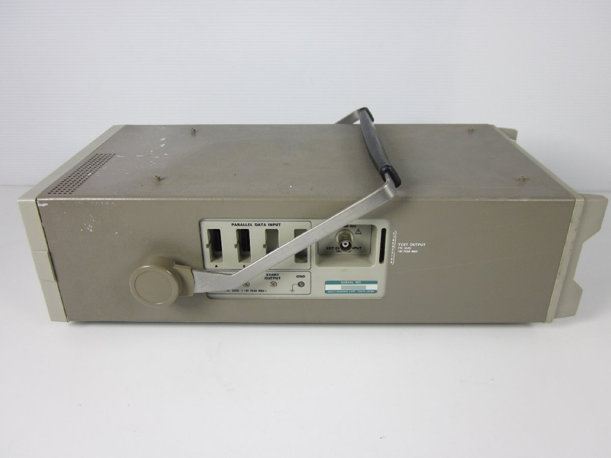 Tektronix 318A Logic Analyzer 16CH 50MHz [m1231379097]