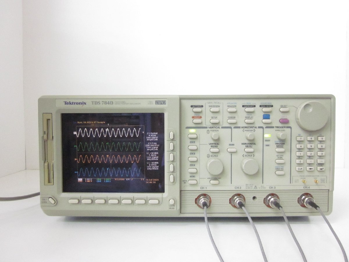 Tektronix TDS784D Digital Oscilloscope 4CH 1GHz [d1231390354]