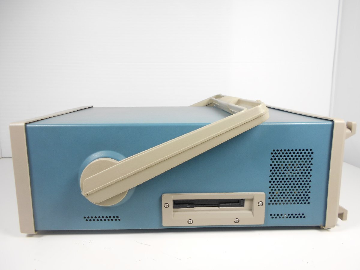 Tektronix DG2020 Data Generator 12CH 200MHz [c1231384825]