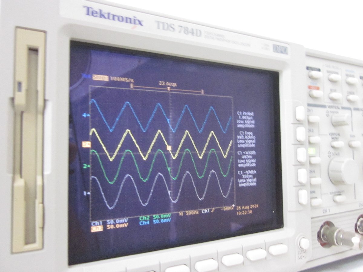 Tektronix TDS784D Digital Oscilloscope 4CH 1GHz [d1231390354]
