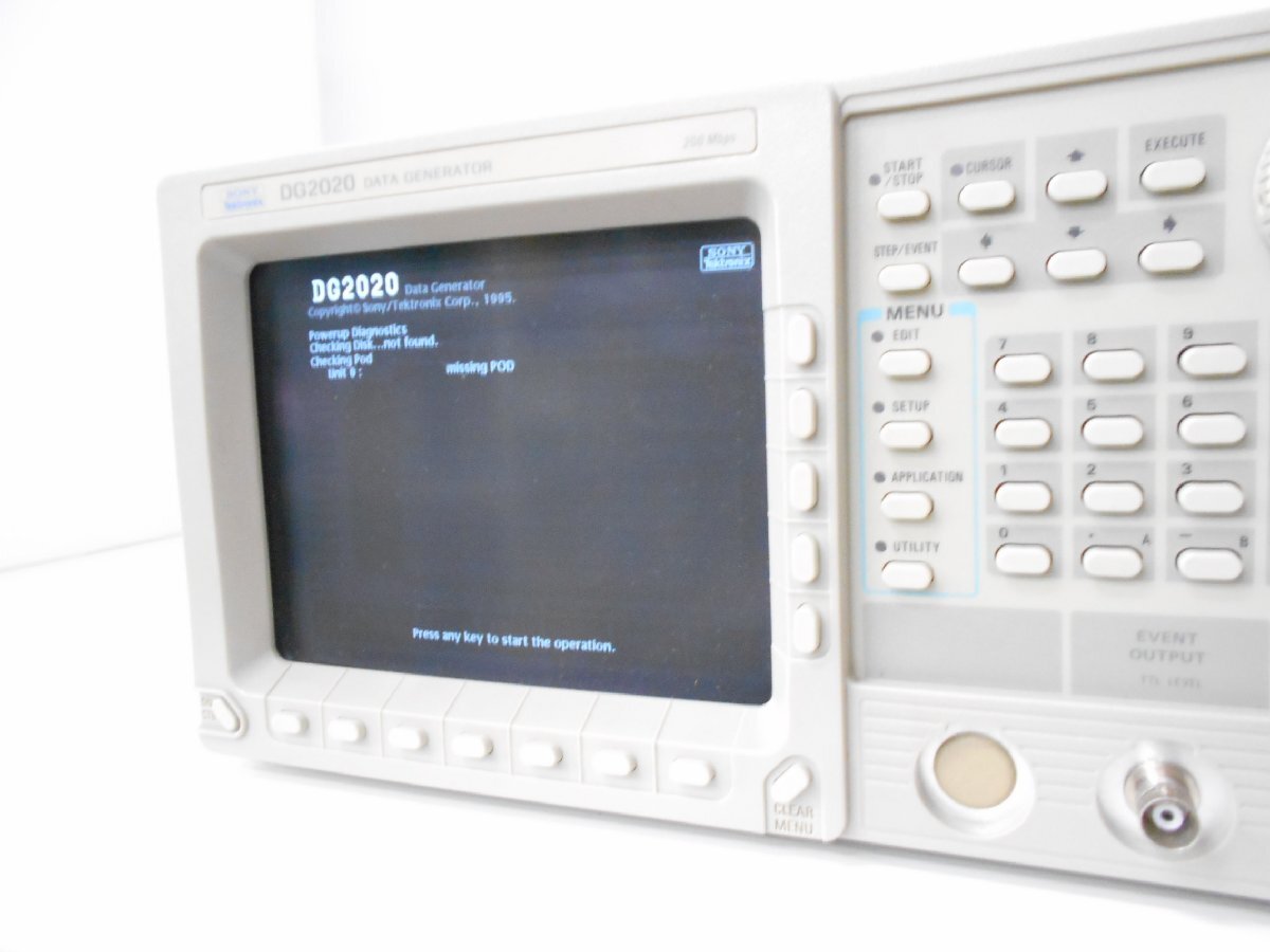 Tektronix DG2020 Data Generator 12CH 200MHz [c1231384825]