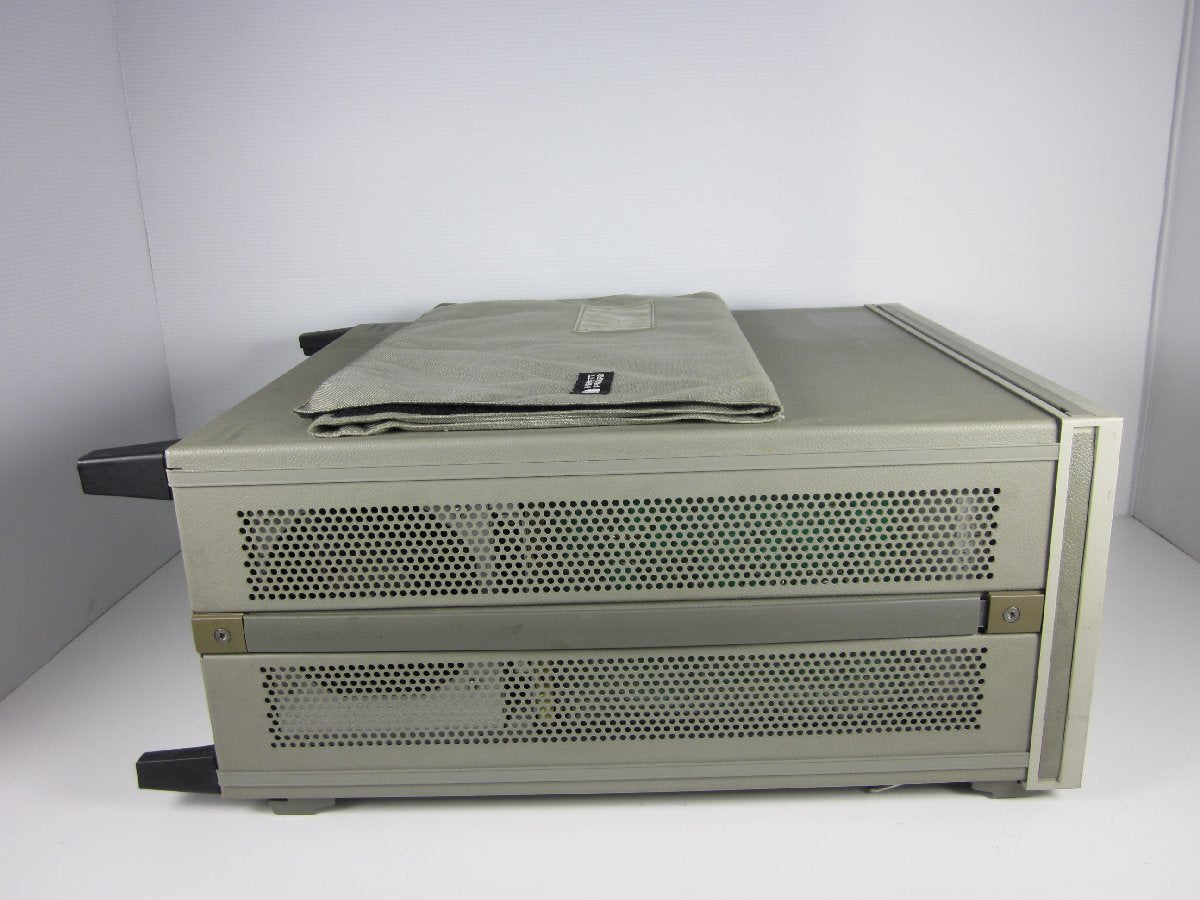 HP 16500B Logic Analysis System Mainframe [e1231395655]