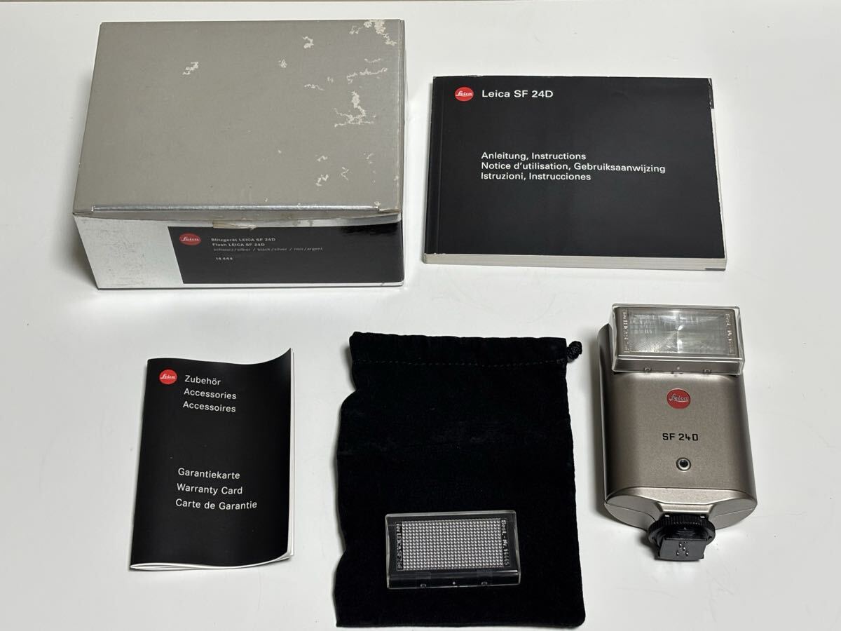 Leica SF 24D Electronic Flash Unit Titanium [v1232117759]