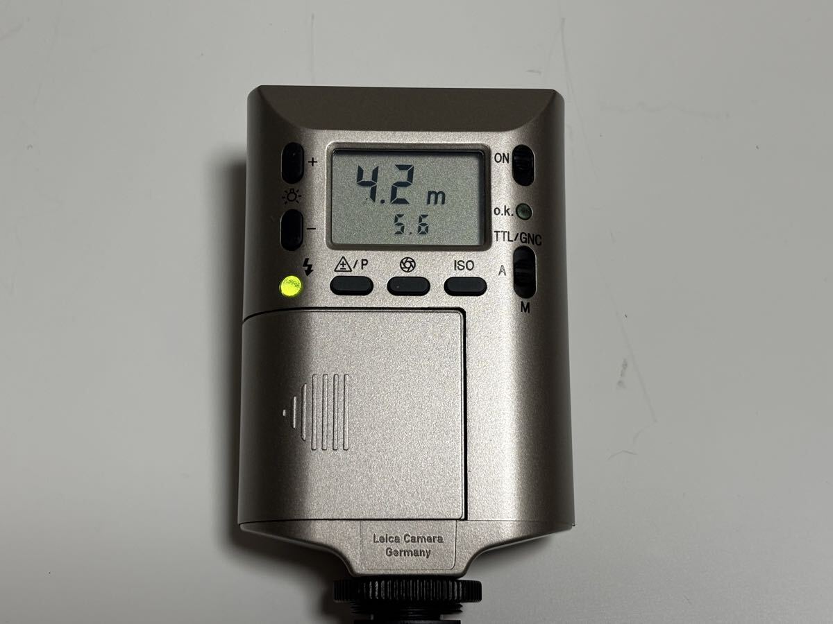 Leica SF 24D Electronic Flash Unit Titanium [v1232117759]