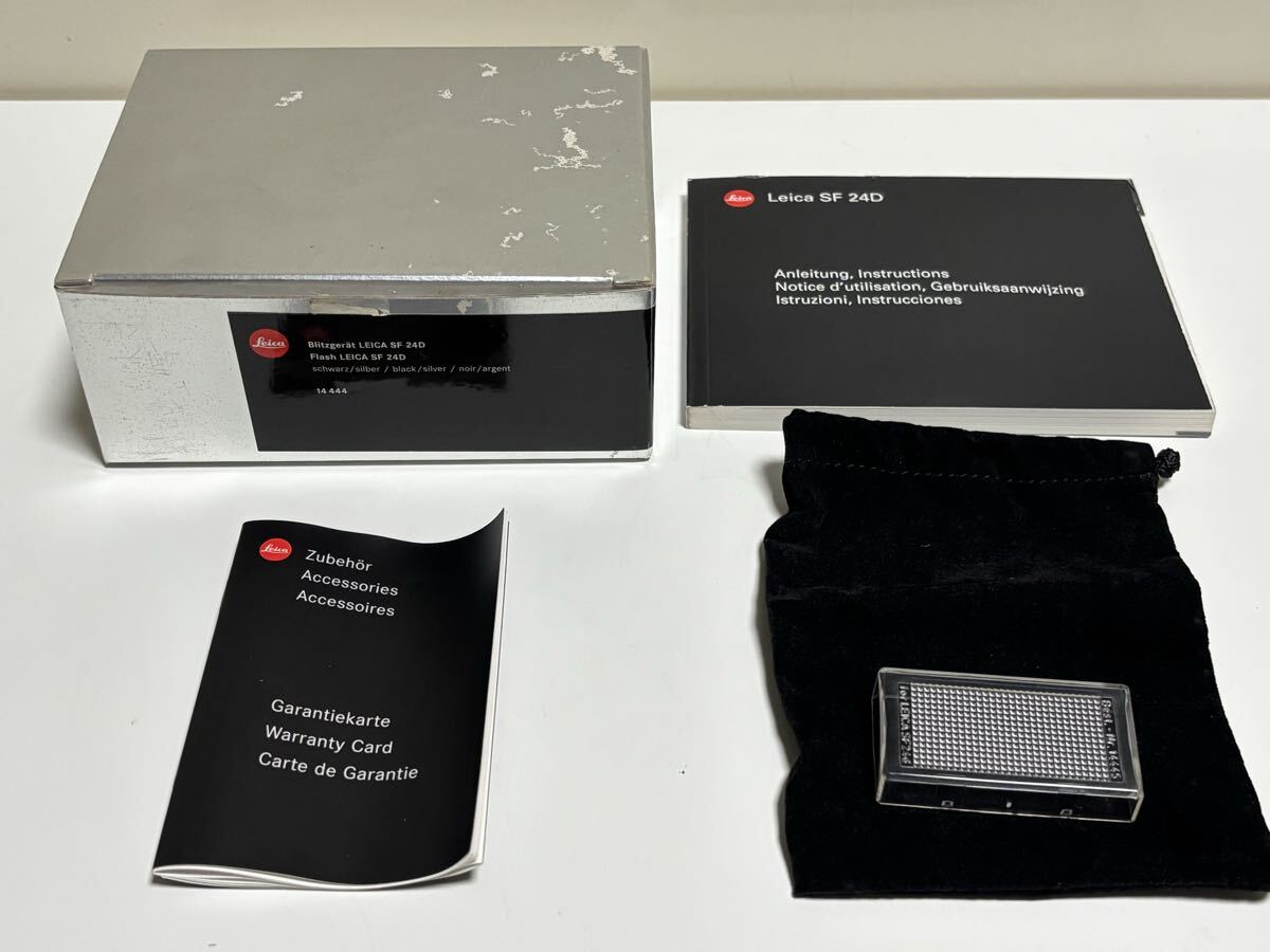 Leica SF 24D Electronic Flash Unit Titanium [v1232117759]