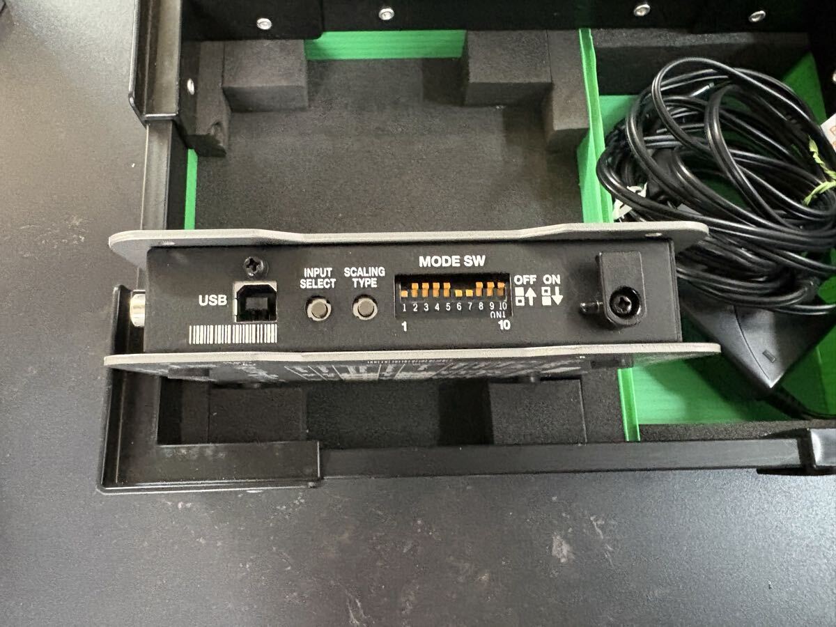 Roland VC-1-SC Video Converter with Case [q1233259187]