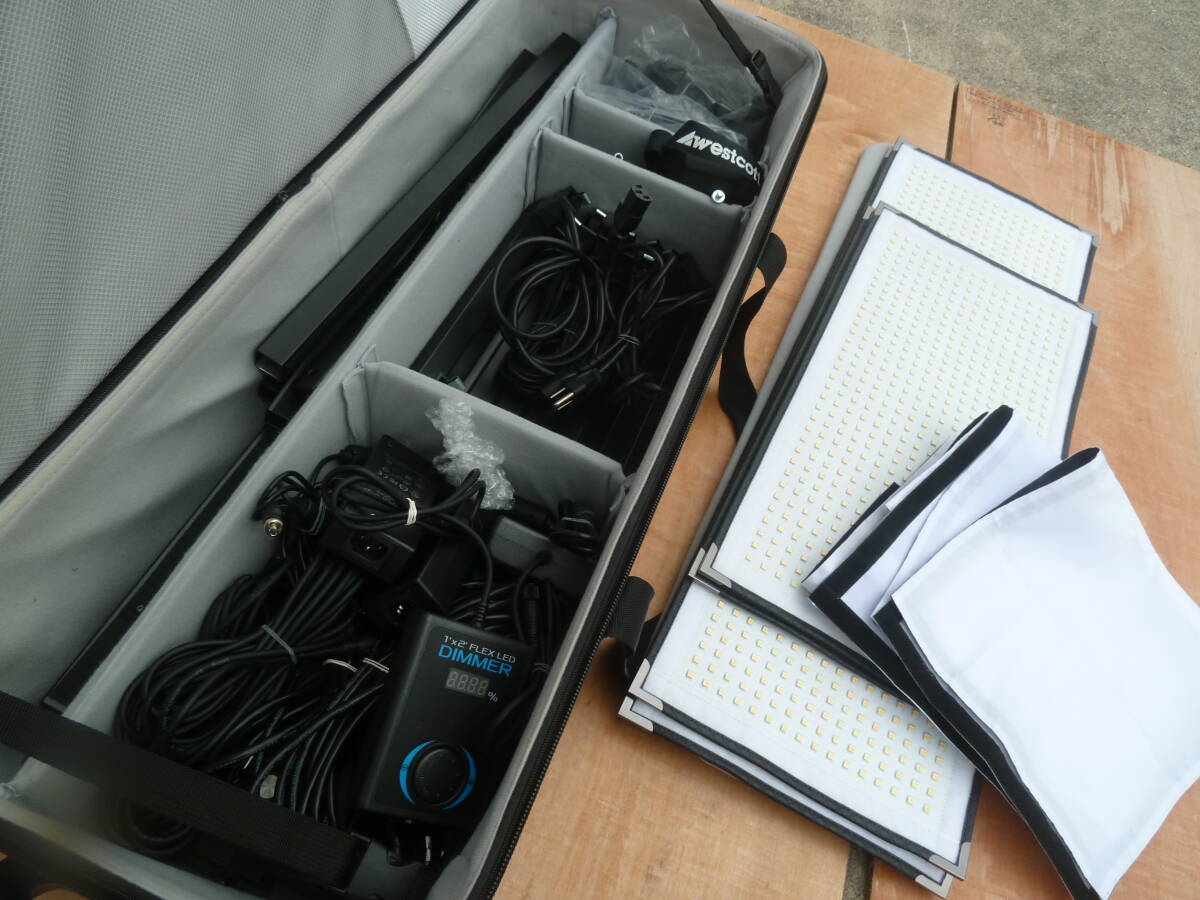 Westcott Flex Daylight Mat LED Light Set 1x2 1x3 with Dimmer (for parts or not working) [g1233642882]
