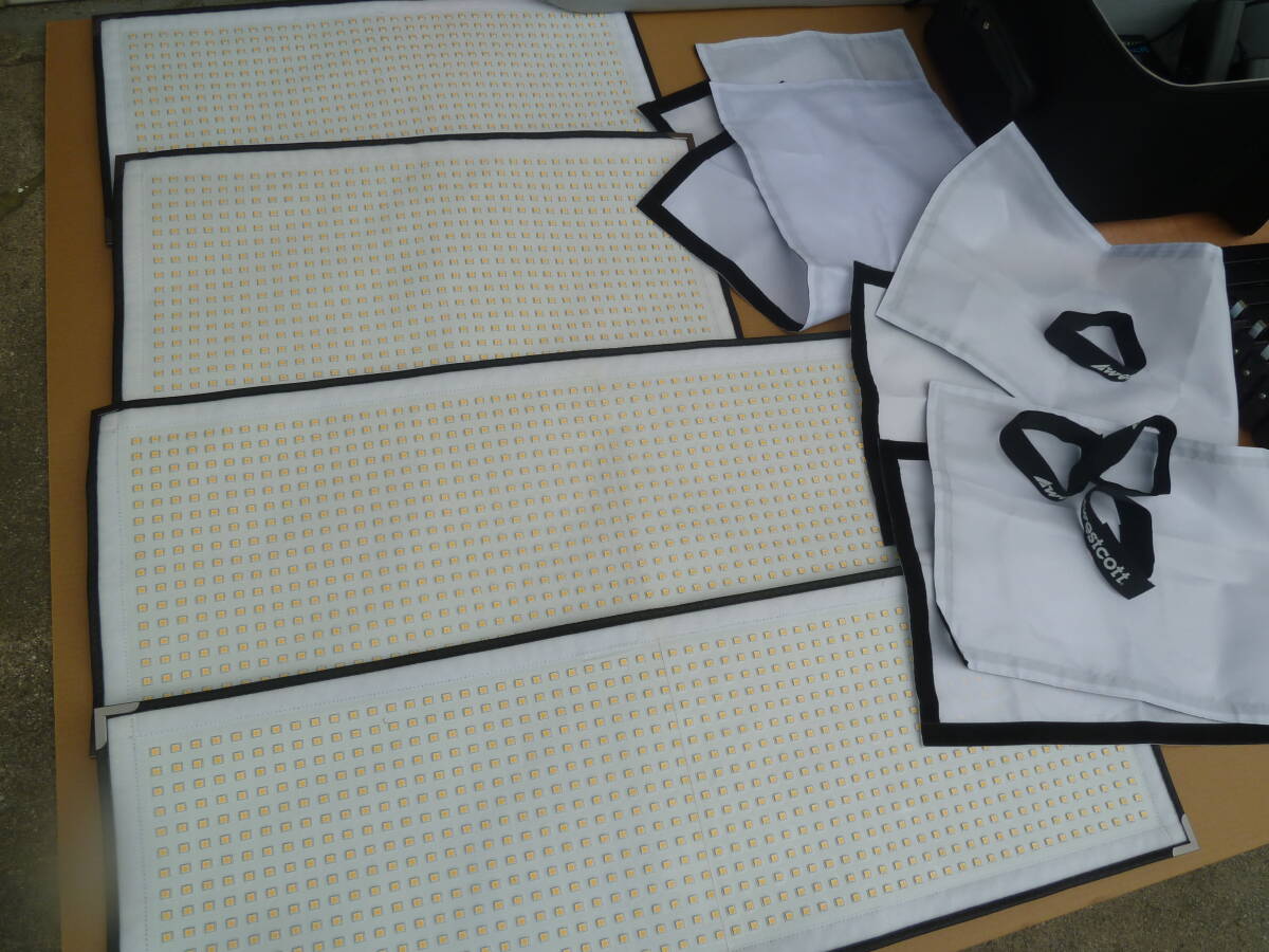Westcott Flex Daylight Mat LED Light Set 1x2 1x3 with Dimmer (for parts or not working) [g1233642882]