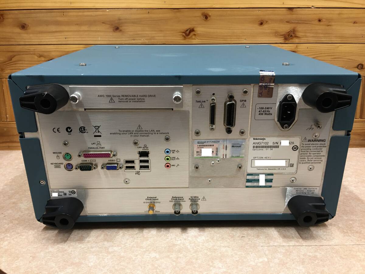 Tektronix AWG7102 Arbitrary Waveform Generator (as-is) [u1233818898]