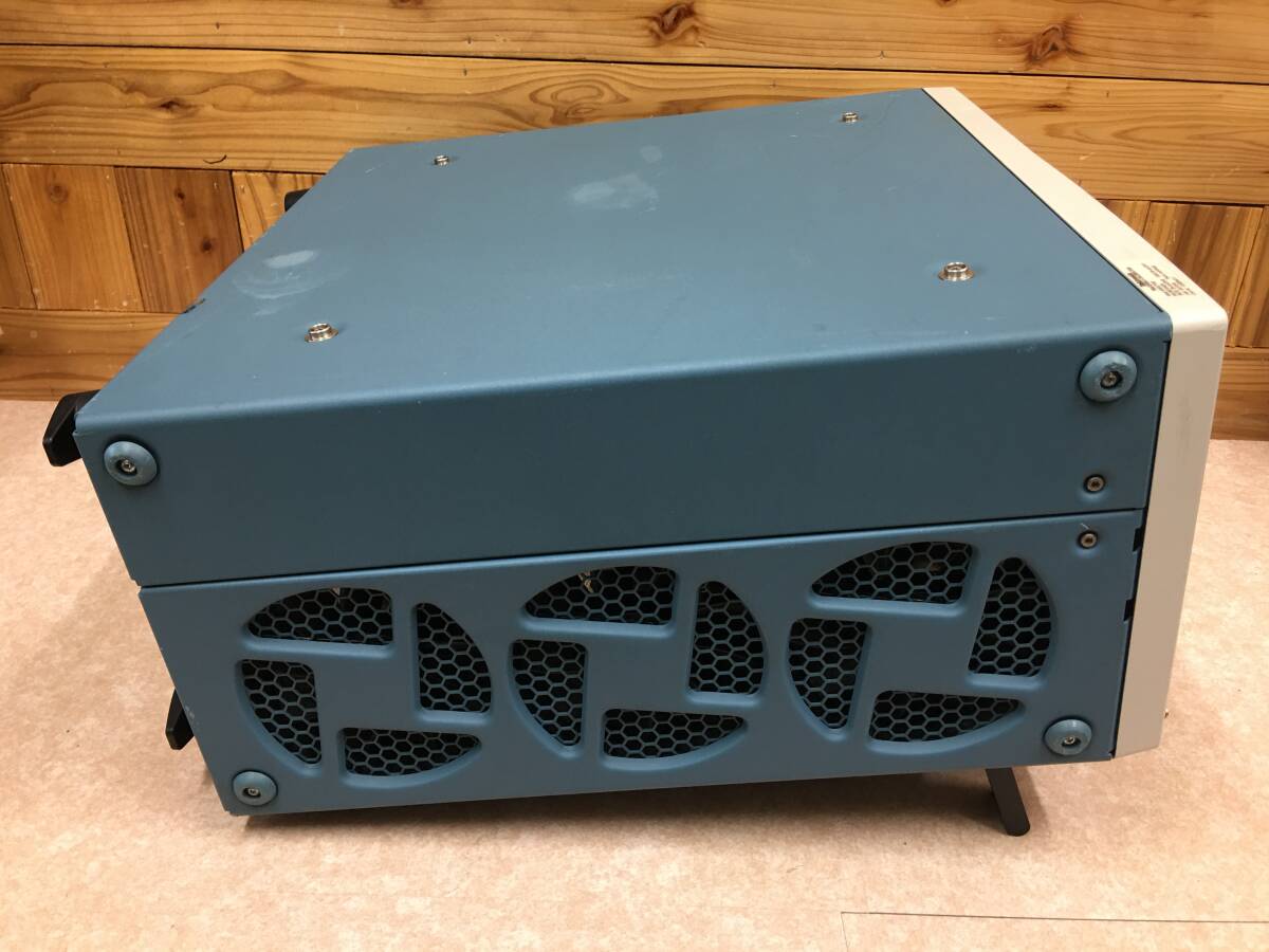 Tektronix AWG7102 Arbitrary Waveform Generator (as-is) [u1233818898]