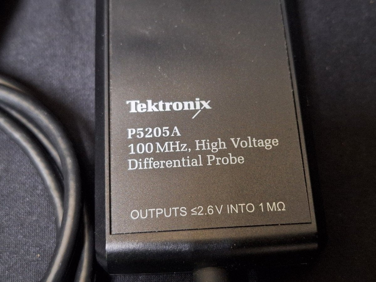 Tektronix P5205A High Voltage Differential Probe 100MHz [o1234008057]