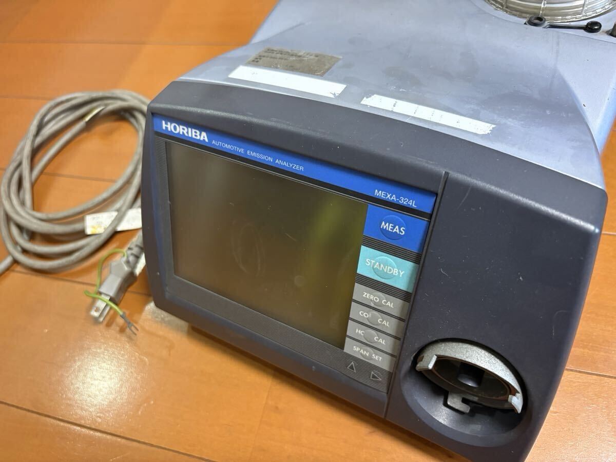 Horiba MEXA-324L Automotive Exhaust Gas Analyzer CO/HC [o1234341395]