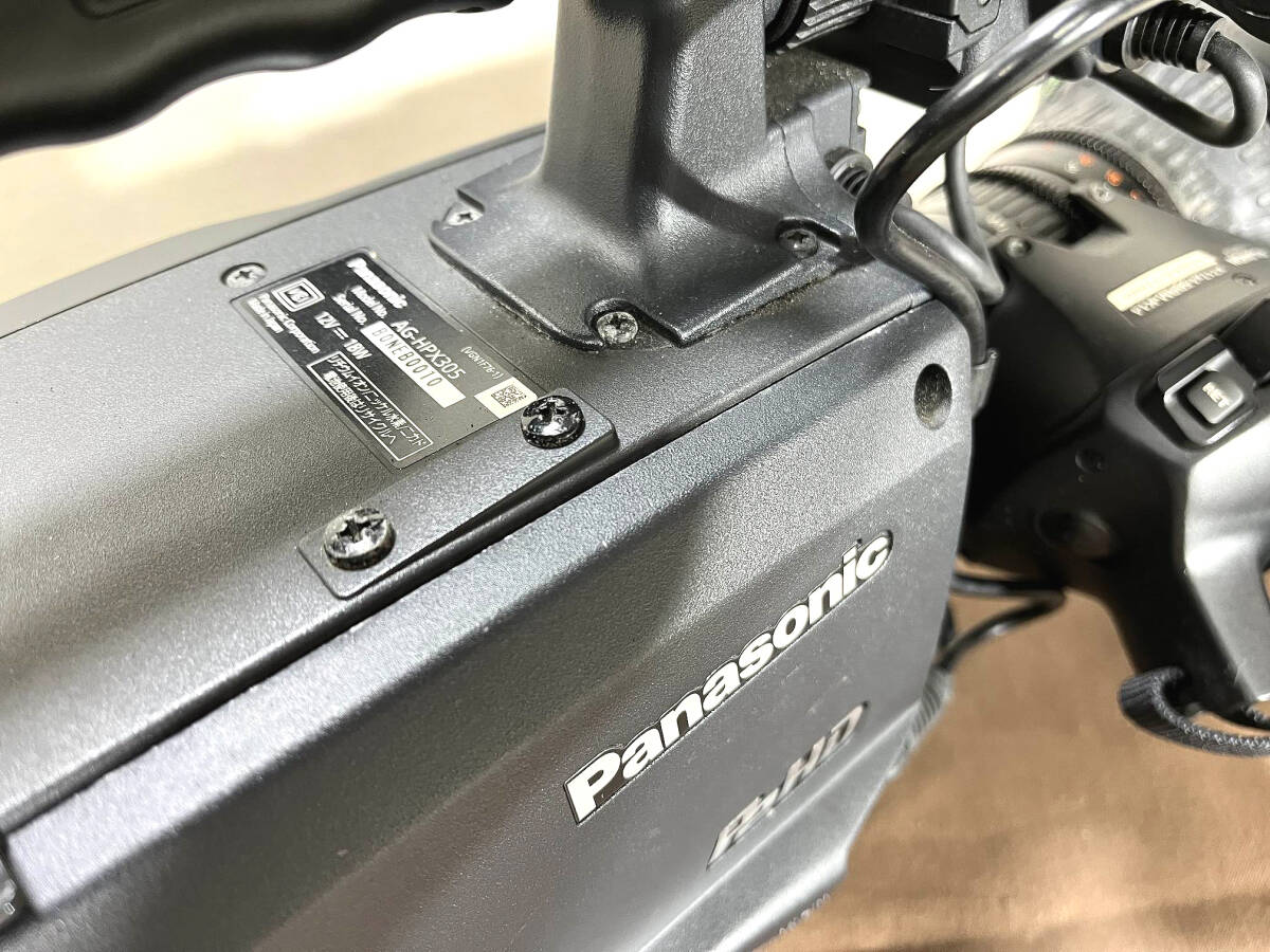 Panasonic AG-HPX305 P2HD Memory Card Camera Recorder with 64GB P2 Card and Battery (as-is) [b1234504327]