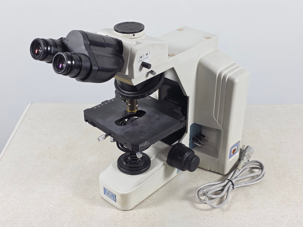 Nikon ECLIPSE E600 Microscope with Nikon Plan 10x 0.25 and Nikon Plan 20x 0.40 Objective Lenses [q1234798158]