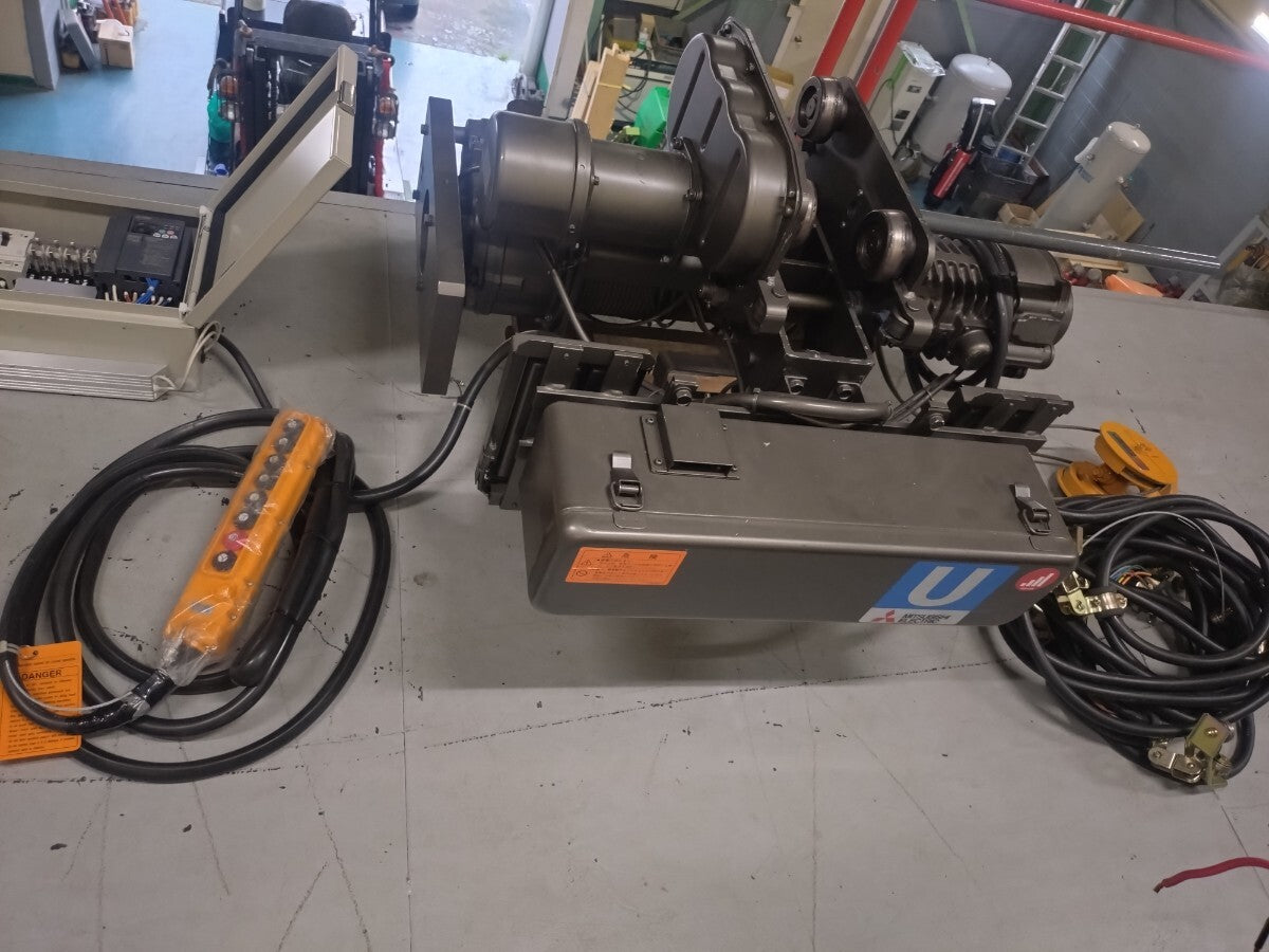 Mitsubishi Electric 1t Inverter Electric Hoist Overhead Crane 6m Lift [t1234862108]