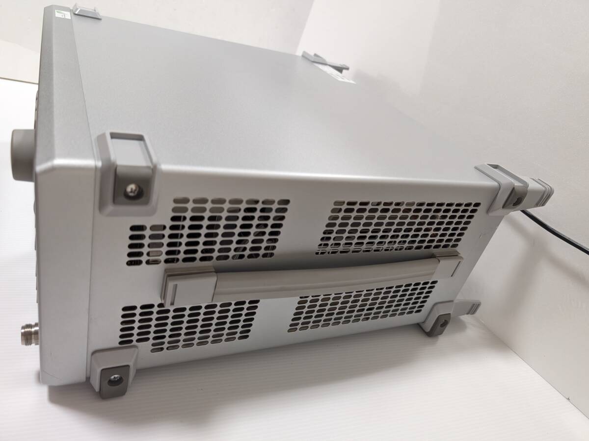 Anritsu MS2830A Signal Analyzer 9kHz-6GHz OPT002 020 022 041 [f1234941346]
