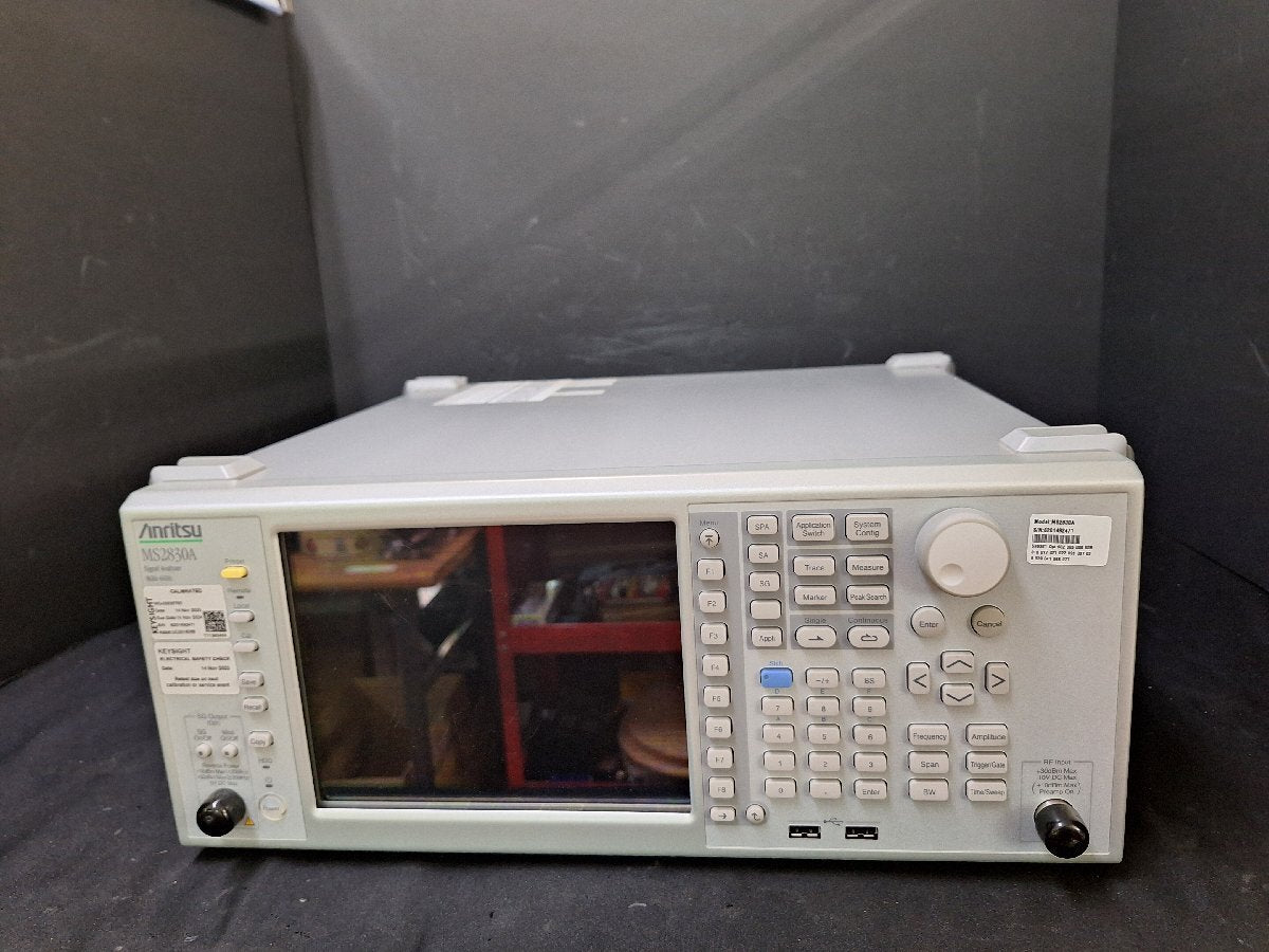 Anritsu MS2830A Signal Analyzer 9kHz-6GHz [e1235425632]