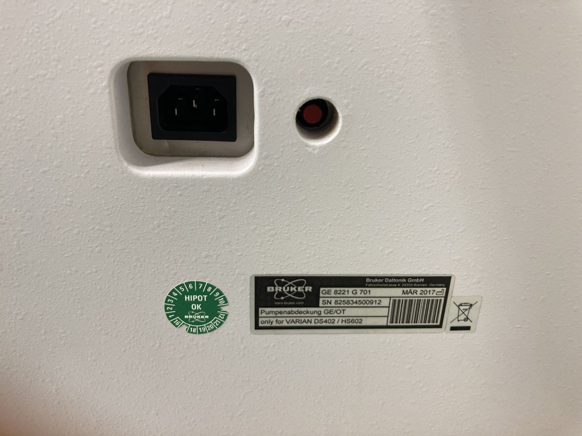 Bruker compact QTOF High Resolution Mass Spectrometer with HS602 Rotary Vacuum Pump (for parts or not working) [v1236929998]