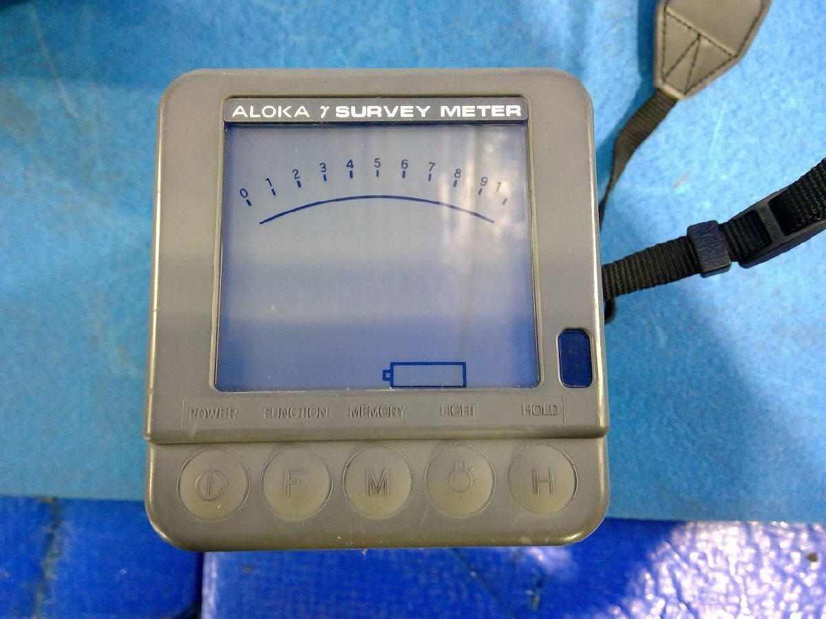 ALOKA ICS-323B Survey Meter (for parts or not working) [f1237250961]
